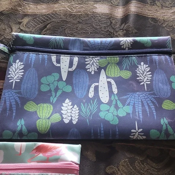 Makup Pouches Duo@45 each Silk Fill With Top Of Line Makeup Worth 75 Plus - Picture 4 of 4